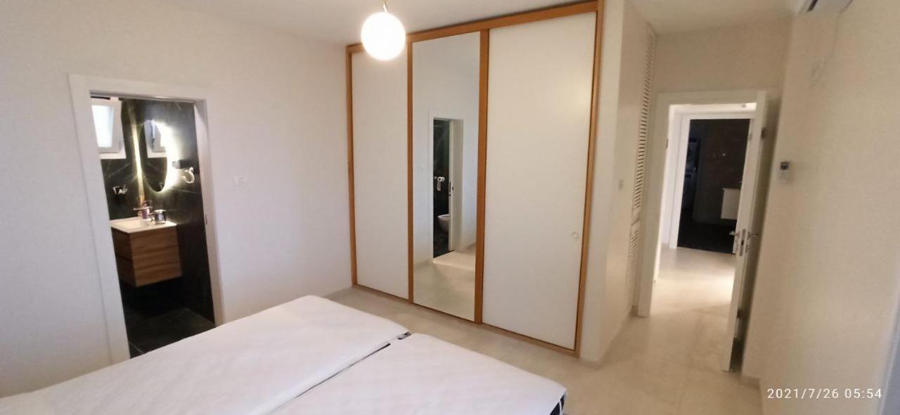 Nitsa Sea View Luxurious Apartment Netanya Exteriör bild